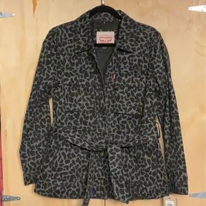 NWT Levi Strauss & Co Leopard print belted jacket/coat black/gray color size S